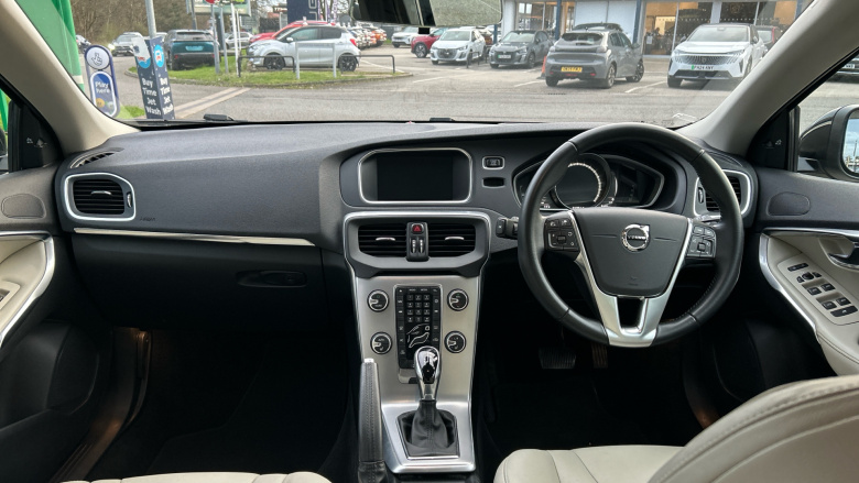 Volvo V40 T3 [152] Inscription 5dr Geartronic Petrol Hatchback